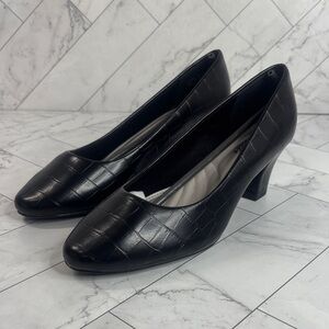 NWT Easy Street Women Ballari Black Croco Faux Leather Block Heel Pump Size 9.5W